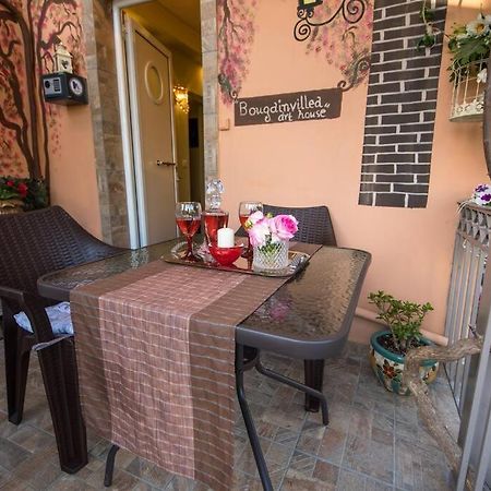 Bougainvillea House 1 卡拉马塔 外观 照片