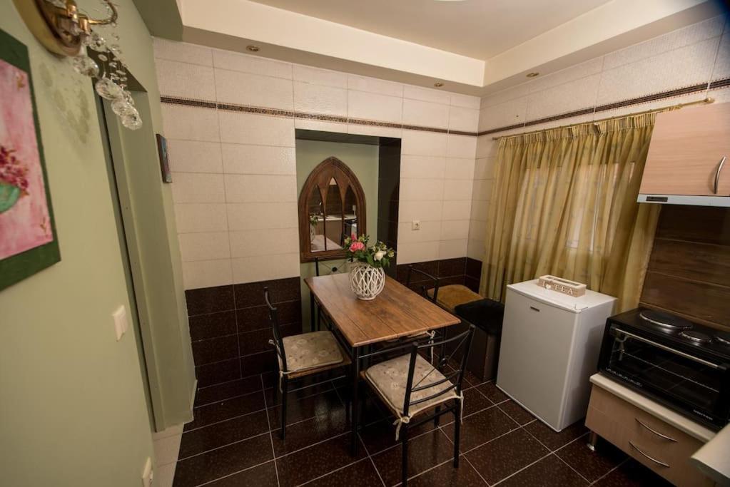 Bougainvillea House 1 卡拉马塔 外观 照片